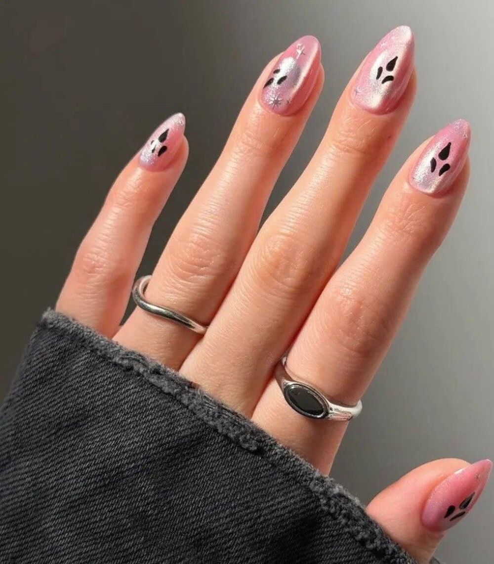 Glamnetic Halloween Press On Nails Just A Ghoul Short Almond Pink Velvet Ghost